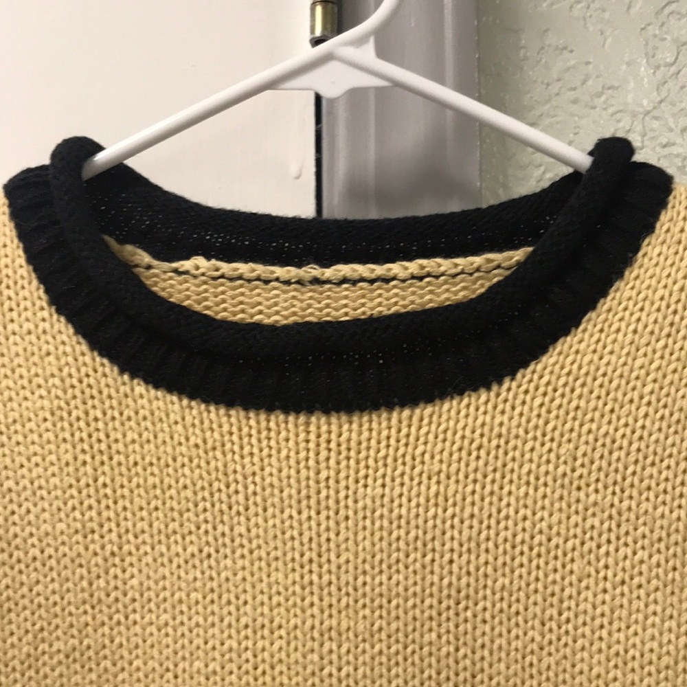 Sweater - Picture 3 of 3